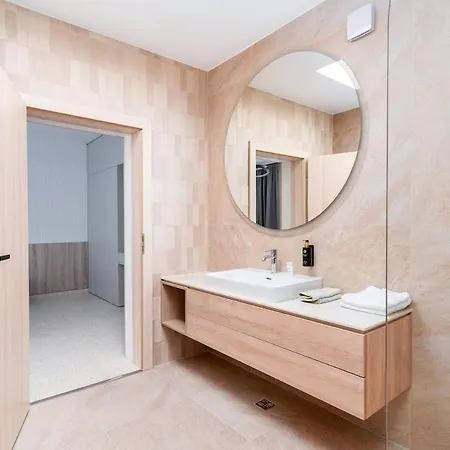 Amaris Aparthotel 公寓 *